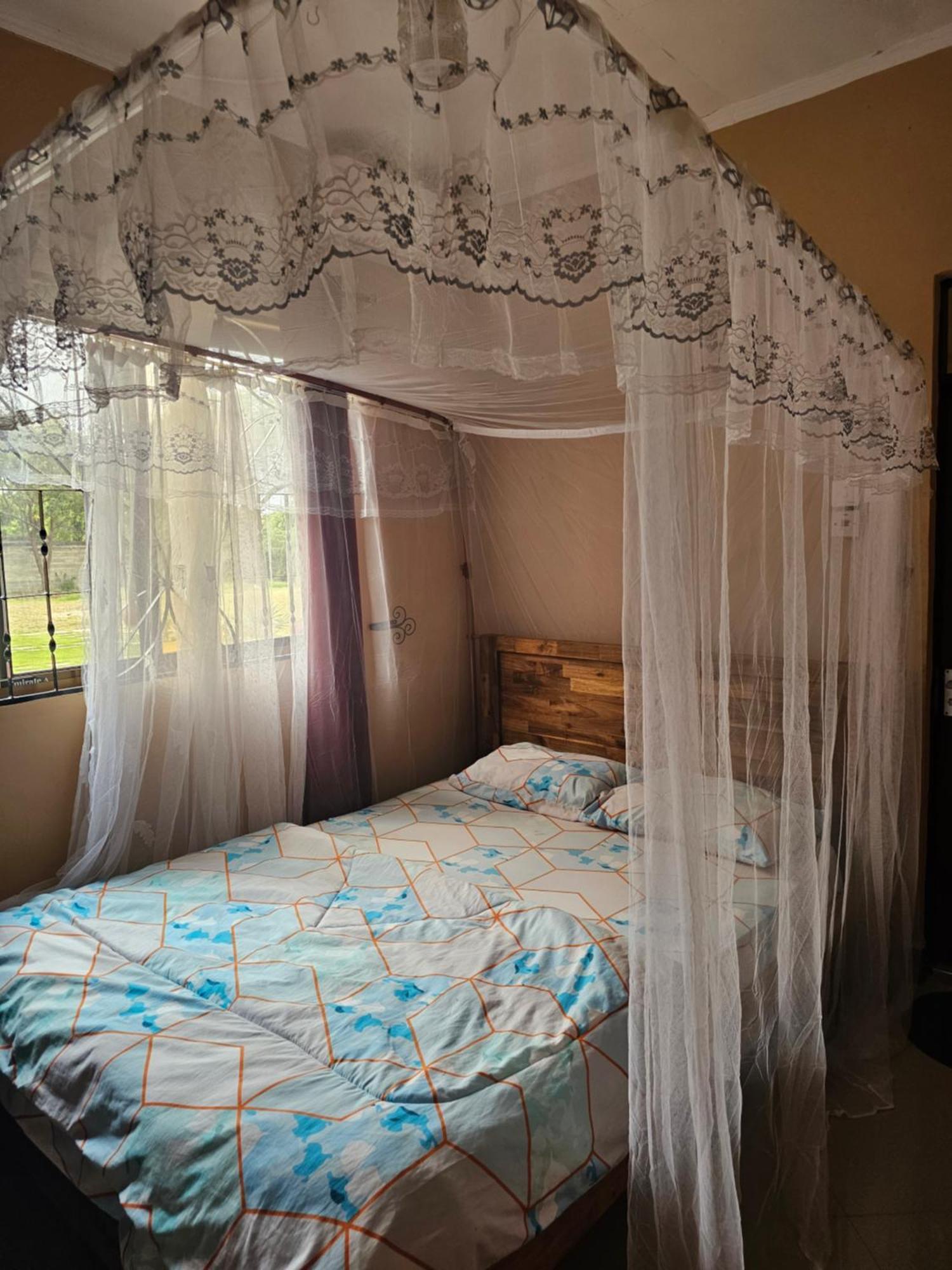 B-More Comfort Stay Boma la Ngombe 外观 照片